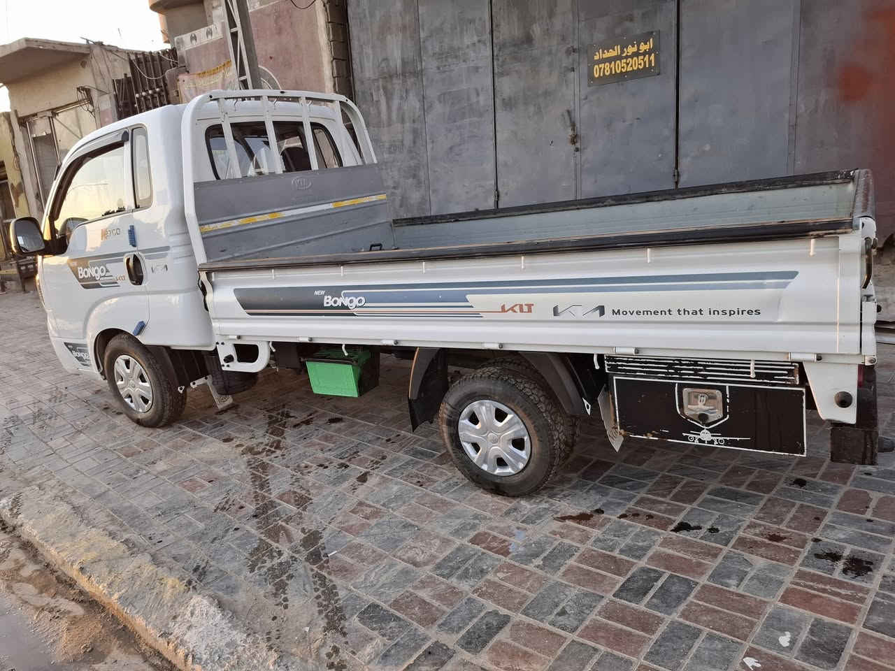 كيا حمل بنكو ٢٧٠٠ رقم بابل موديل ٢٠٢٢ سيارة جدية جاهزه مال جناي سنوية ٢٠٢٧ مكانها طويريج باسمي مواصفاتها بلوتوث شاشة تبريد خير من الله اشاير مري كامره خلفيه السعر ١٤٥ وبيهه مجال بسيط  
***********
