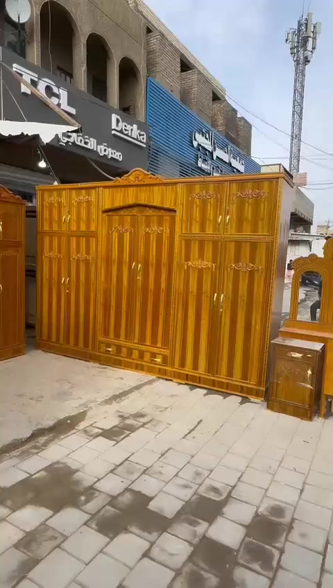 غرفة ست ابواب موديل الكوخ
الخارج صاج 4 ملم 
الداخل جام 3 ملم 
القاعدة بلوك صاج 14 ملم 
الظهر فتح وشد براغي 
زاوية بابين بأرتفاع الكنتور وتاج موحد مع الكنتور
السعر 950 الف 
***********
