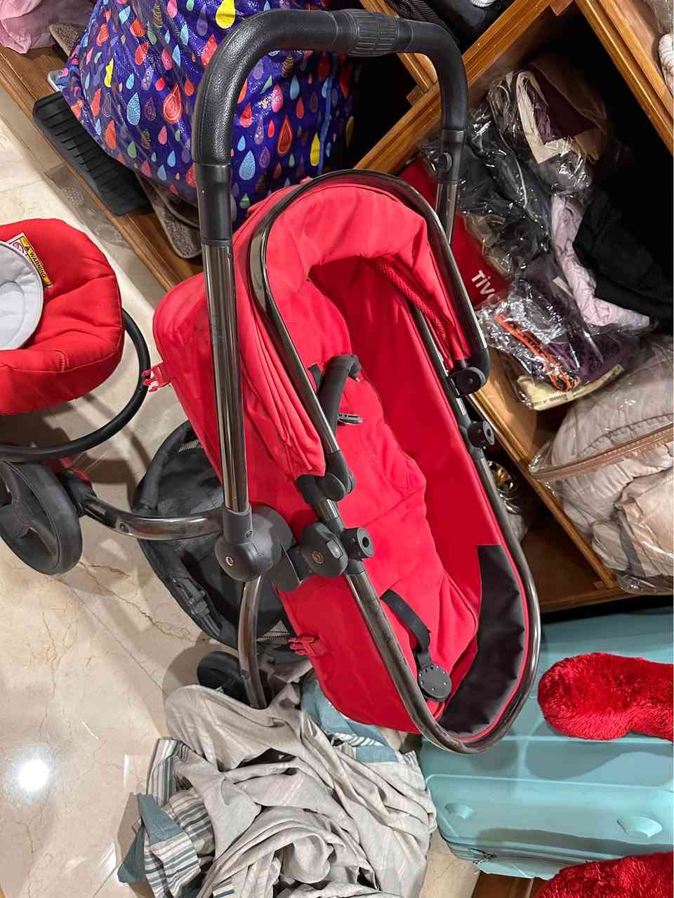 كرسي اطفال وعربانة ماركات ونظيفات فول العنوان بغداد منطقة الصليخ الجواب على الرقم فقط

0771 649 8823 بغداد, العراق
