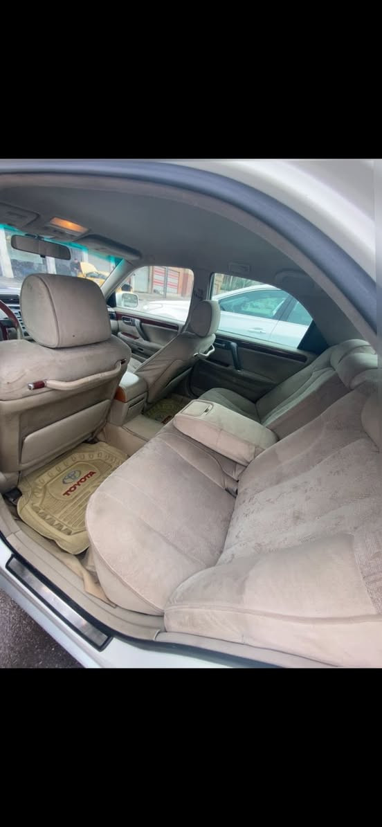 سلام عليكم
ملكه بيضه محجل 2002 
كركوك مدفوع گمرگ وضريبه والقرص واصل باقي بس ع الرقم 
دگمتين عادي 
مكينه vvt i فيشه وبطل 3000
تحويرة النجف فوك وجوه دشبول امارات 
كفاله من الكص ونقل الجثه 
السياره منظومة غاز 
ويل اسود 
تخم تاير جديد 
السياره بيه نقوصات بسيطه وعليه غرامات من سعر السياره 
السعر 95 وبيه مجال حگ الجيه
العنوان : النجف الاشرف حي ميسان
***********
