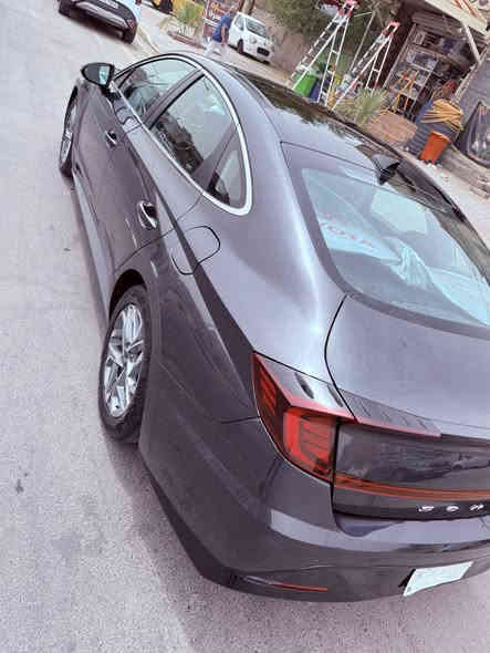 سوناتا فول موصفات
-الموديل:2021  رقم بغداد 
-فول مواصفات 
-عداد المسافة:65000 km
-المحرك :4 سلندر 2500 تنفس طبيعي 
-الضرر : خلفي، وامامي بسيط 
( جاملغين وقبق جنطه صبغ خلفي 
ومن امريكا كلير جاملغ وبنيد )
السياره ((( بدون ايرباك)))
صور الحادثه مرفقه بلمنشور 
تبريد ثلج على وضع الشركه 
-المواصفات: بانوراما تشغيل عند بعد تدفئة كشنات 
دشبول وعدادات ديجتال 
رادارات امامي خلفي جانبي
ويل 18 شحن لاسلكي 
لايتات زينون مع لد نهاري
داخل اسود 
بصمه لمس ابواب 
سايد بريك دكمه 
توقف تلقائي وقياده ذاتيه 
تحديد مسار تلقائي
السياره نضيفه جدآ واستخدام شخصي ومتعوب عليه ولا اي كلوب مشتغل بلدشبول ارقه دهن وبانزين كله محسن
( السعر 160وبيه مجال) 
المكان بغداد البنوك 
رقمي لاي استفسار  
***********
