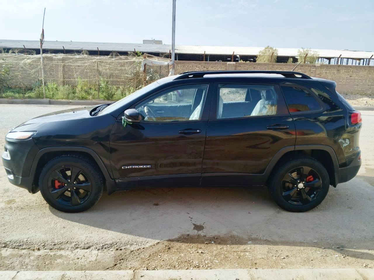 السلام عليكم. جيب بزون موديل 2018 حادثها بسيط فقط باب السايق مبدل والجاملغ مصبوغ فقط الباقي كفالة بدون دواخل محرك 4 فور ويل فول مواصفات محرك وكير كفاله تخم تاير رقم ميسان انكليزي مكانها في ميسان السعر 123
***********
