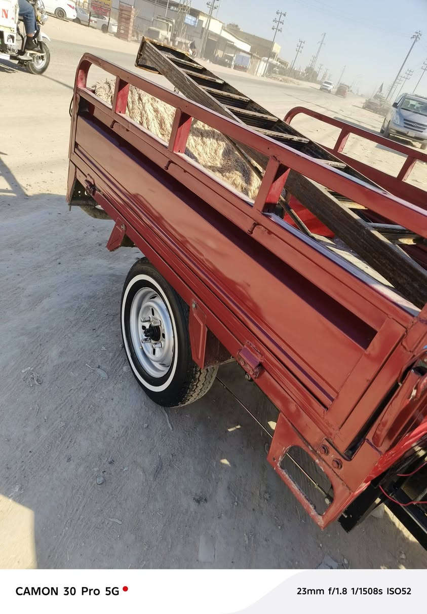 سلاام عليكم ستوته دايوان مديل 2013رقم او سنويه رقم ابيض. ستوته حلوه مامتعوبه. محرك جديد مامفتوح. كهربائيات كلها شغاله غراض كله جديد مكاني سوق الشيوخ. السعر خاص رقم الهاتف ***********
