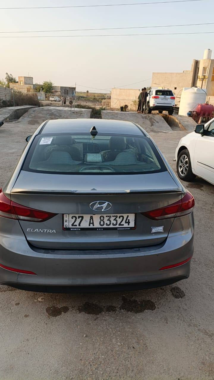 يا الله سلام عليكم  انتره موديل 2017حره تحويل ثاني يوم  ضربته  جاملغ وبنيد بدون داوخل سياره فول موصفات 1ع1
شاشه كبيره 
بصمه 
فتحه 
كشنات كهربائيه 
بعد بيها موصفات هواي  مكينه 2000 جاهزه لأخير كير ومحرك وحداديه وتبريد ثلج ❄️  سعر خاص مكان سياره ناصريه قضاء الاصلاح واستفسار عله رقم ***********
