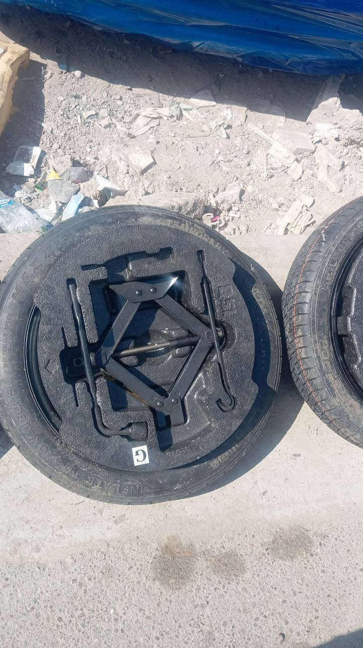 متوفر تانكيات بانزين فورتي سيراتو الموقع غزاليه مجمع العربيه ***********
