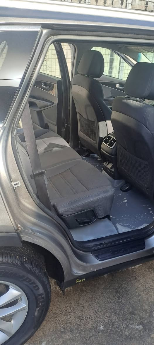 سورنتو موديل ١٦ كفاله ماشيه ٥٨ جديد كلش


**إذا كنت صاحب هذا الإعلان وتريد حذفه لأي سبب، رجاءا أرسل رسالة إلى الدعم الفني**