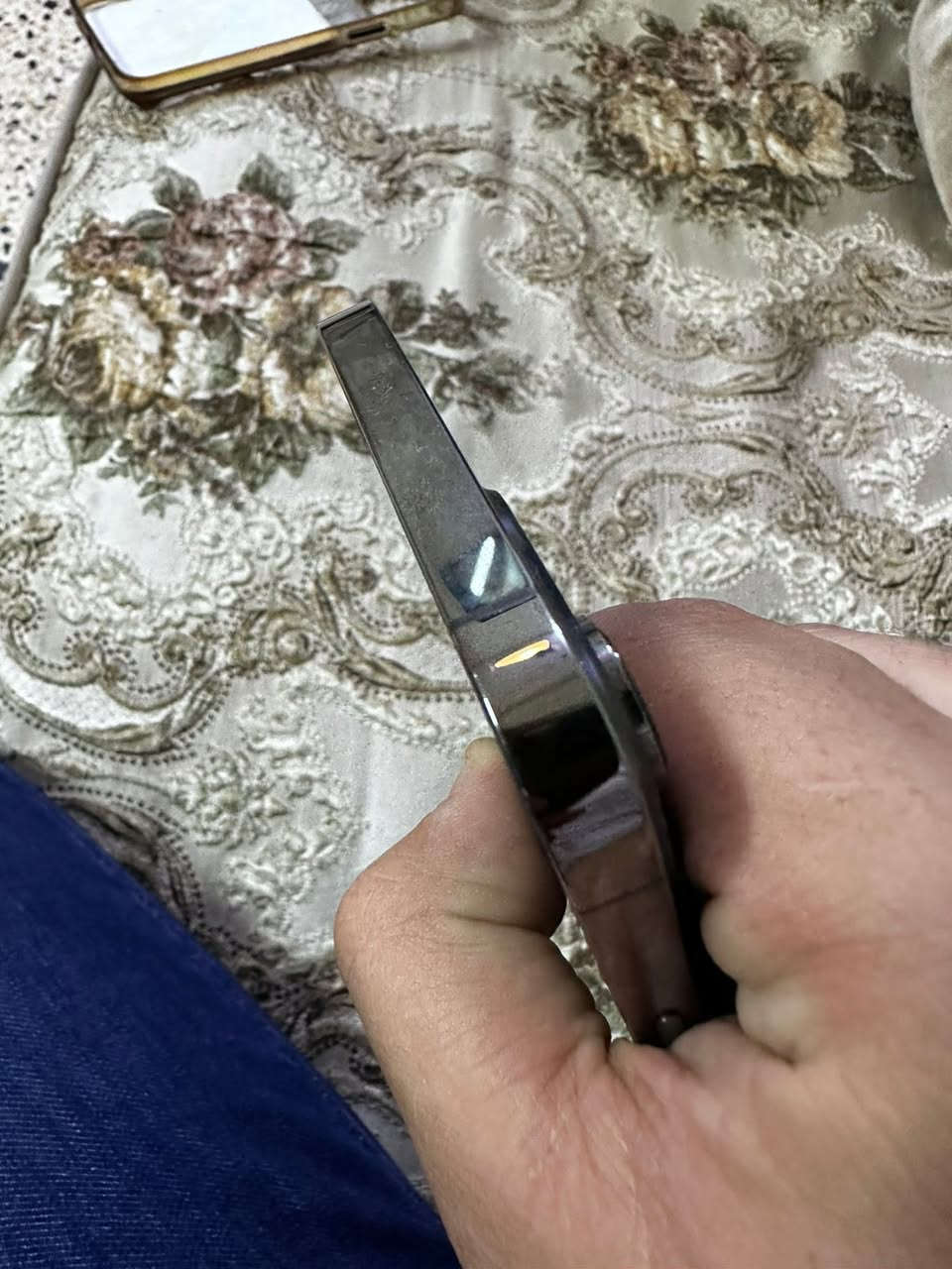 13 برو ماكس للبيع جهاز نظيف 
معله بطاريه وبي ضربه بل شاشه مال كاميرا العدسه مال كاميرا شغاله وتصور اعتيادي مكاني بغداد السعر عله الواتساب 
***********

