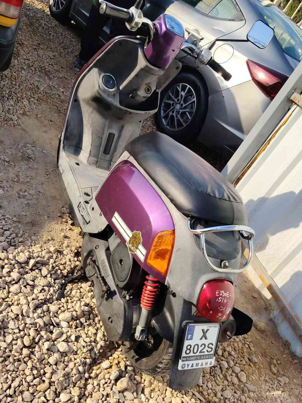 السلام عليكم للبيع ماكس بوليس جديده لوك صايرله اسبوعين شرط نازله من الحاويه  كابريته موديل 2009 الدراجه جديده جدا محرك جديد مامفتوح اي نقص مابيهه
ختم واحد وياه المكينه شرط الدراجة نضافتها شوفت عينك المكان كربلاء طويريج السعر 900 وبيه مجال للشراي للاستفسار ***********
