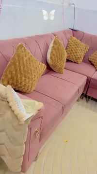 كنب • للبيع • قرب جزيرة بغداد