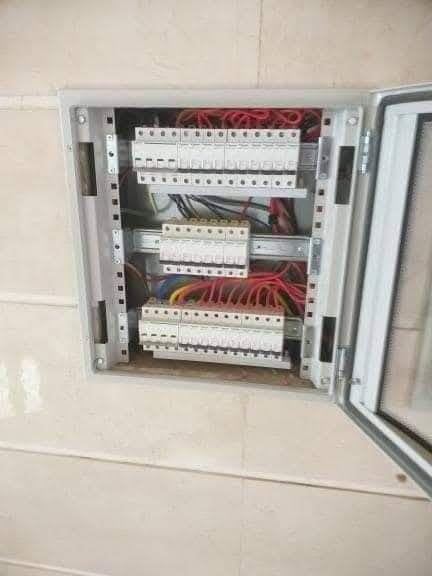 ( 💡 تأسيس كهرباء منازل النجف الاشرف)

________#نعمل_بأحدث_الطرق💪________

‎#دقة🔍 #التزام⏰ #تنفيذ#سرعه⌚️
كادر متخصص في كافة التأسيسات الكهربائية
  #بيوت 🏨 #بنايات🏬 #محال_تجارية 🏪
⚡️( الأعمال الكهربائية و المنظومات ) ⚡️

#للاستفسار الاتصال على الارقام التاليه:-
📞***********   (وات ساب)
