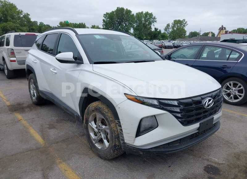 السلام عليكم توجد توسان موديل24 اللون ابيض وارد امريكي مكفولة رقم بصره باسمي مكانه  الناصريه سعر 195 وبيه مجال بسيط الاتصال على الرقم الهاتف ***********
