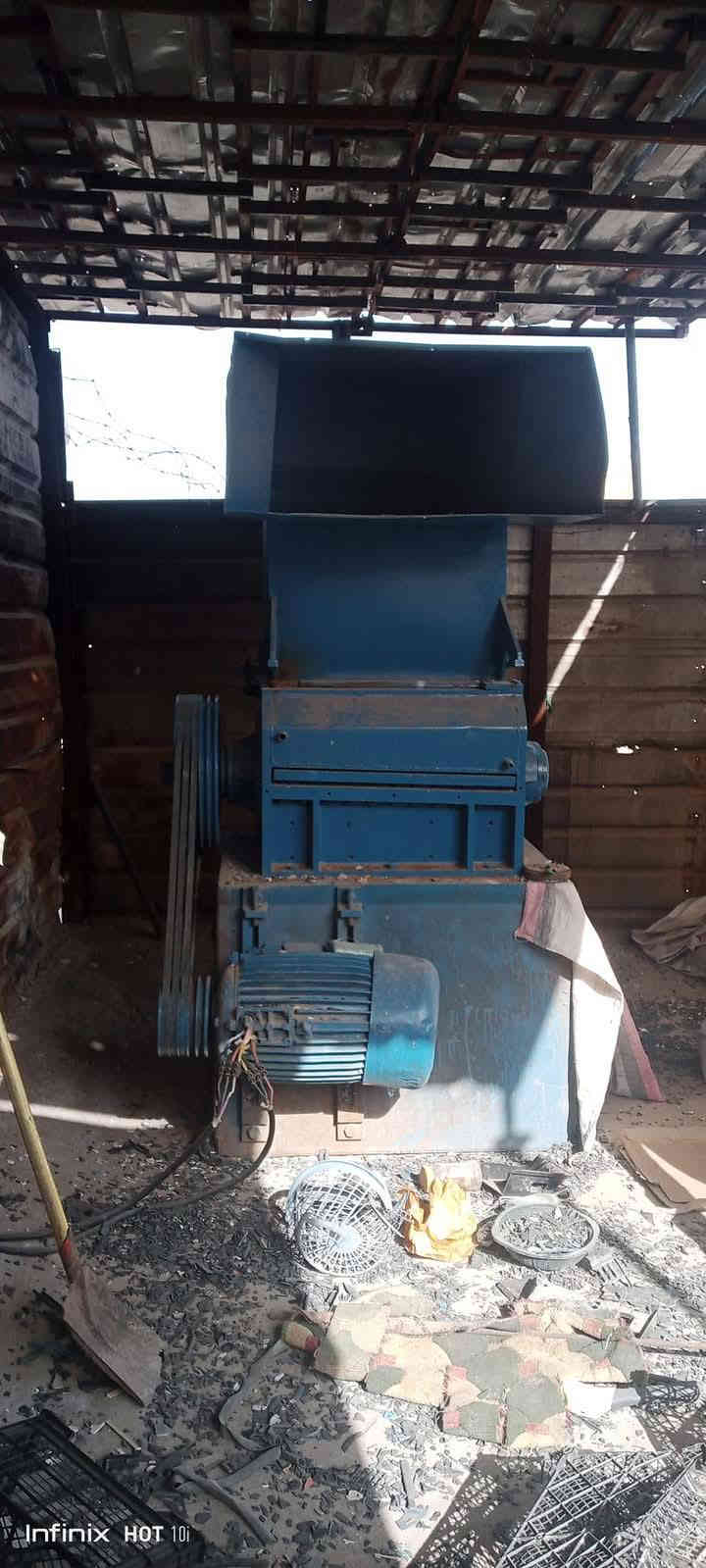 السلام عليكم
ثرامة بلاستك حجم 80ب100 جاهزة وكاملة مع بورد وضفيرة ماطور 40حصان خير من الله//السعر 4مليون وبيها مجال ..
العنوان حلة وردية// للتواصل عل رقم هاتف ***********
