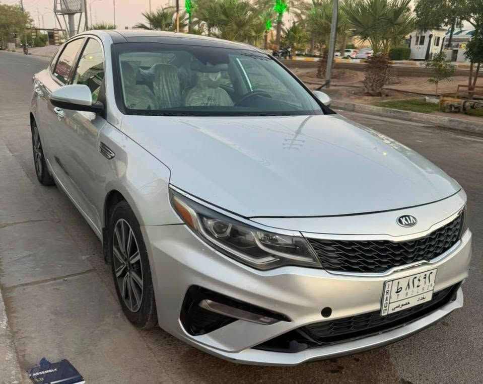 أوبتما 2019 أمريكي للبيع 
مواصفات بنوراما طكتين
رادار نقطعه عمياء استشعار جوانب
سياقه شبه ذاتيه
شاشه كامره وشاشه تدعم كار بلى
كشن كهربائي
سياره جاهزه اي نقص مابيها
تبديل جاملغ امامي شويه براس الشاصي
سونارها مرفق بل منشور ماشيه 115
محرك معلاي كازكيت
السعر 126 وبيها مجال كلش قليل 
العنوان الخالديه ***********
