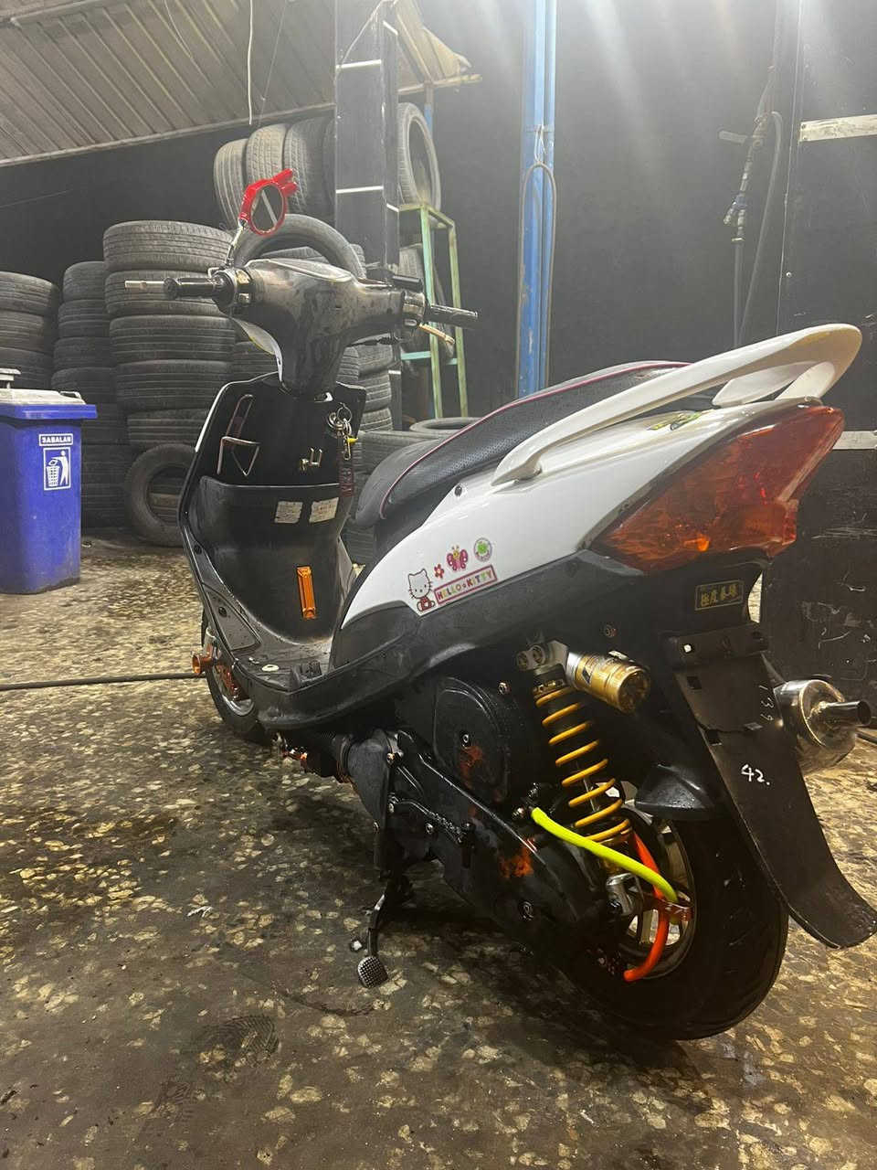 عدله ناشفه دراجه مزوده
يدات بريك رياضي
دبل خلفي🧡
ملاقط 🧡
فج +فلنجه🧡
قبق عنبار 🧡
فناجين 🧡
اوياله لولو
قبق فلاوين🧡
صالنصه سستيل
فراك بريك🧡
قطره اكسن 🧡
قطره دهن 🧡
ستان 🧡
بيه براغي هواي رياضي
مكينه بلاتي بيه قباقه كور وبراغي استدات
***********
