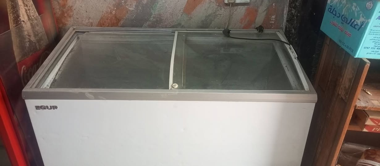 براد عمودي ومجمده تركي مبرده وكراسي عدد 6
وسنك المنيوم للاستفسار ***********
