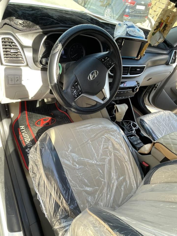 سلام عليكم توسان 2019 اللبيع ماشيه 124 ابسمي كير مكينه شاصي الغود كفاله حادثها بل منشور تخم تاير مكان بغداد السعر 165 وبيها مجال بصيط ***********
