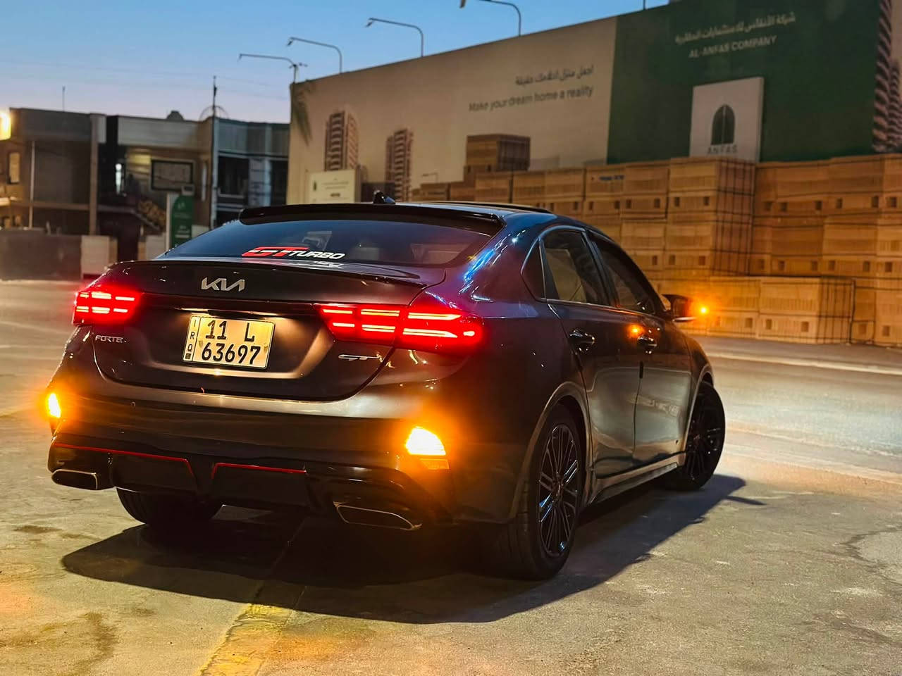 السلام عليكم للبيع كيا فورتي جي تي تيربو

Kia Forte GT 

فورتي جي تي 

موديل 2023

ماشيه 35   الف  
حادثه بين قبق جنطه ول جاملغ شويه منه بدون دواخل بدون ايرباك على ايدي مستورده ومصلحه 
تصليح مضبوط كلش 
‼️عليه برمجه صرفيت بانزين و وبانزين عادي وعليه برمجه كزوزات فصلات 

مكينه 1.6 تيربو  
مواصفات GT معروفه فول1/1 اعلى واخر شي بل فورتي  
🔥بصمه وتشغيل عن بعد 
🔥شاحن وايرلس 
🔥جنطة كهرباء 
🔥اشاير مري 
🔥شفتات ستيرن 
🔥رادار جانبي
🔥رادار امامي 
🔥رادار تحديد مسار 
🔥اوتو هولد
🔥ايقاف ذاتي 
🔥مثبت سرعه 
🔥مانع انزلاق 
🔥تبريد قطعتين 
🔥شاشة جبيره 9انج 
🔥كشنات جلد  
اناره داخليه بل أبواب وبل دشبول علامه الGT الوان عديده
🔥هاند بريك كهرباء
🔥 سستم صوت 🔉harman kardon
🔥تبريد بيانو +مناخ منفصل
🔥تشغيل عن بعد
🔥كزوز صوت بلادي رياضي 

بانزين كله محسن/دهن  كله ادينول /تخم تايرات جديد / باتري جديد / صدر جديد 
وبعد هواي  مواصفات  بل GT

مكان سياره بغداد كرخ 
رقم بغداد تحويل مباشر باسمي 

سعر 145 وبيه مجال 

للاستفسار  على الرقم +واتس 

***********
