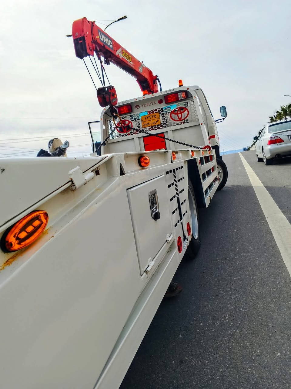 السلام عليكم 

للبيع تويوتا داينا كرين فلات موديل ( 2002) ماشاءأللة ♥️
حجم 300 / B14 / مكينە بمونوزل 4 سلندر 5 برغي 
كرين يونك أوروبي (0) جديد جديده مامشتغل العراق 
كرين 2,600 طن 2 سلايت !4 رجلين موديل كرين 2010
طول بدي 5,60 متر صافي باب دفتري 
السيارة ماشاءأللة جديد جديده نفس الصورة 
مابي اي نقص محرك + گیر + شاصي + كرين مكفول بشرط 
تخم تايرات و باتري جديده رقم سليمانية 
عنوان السليمانية مركز مدينة قريب السرجنار 
***********
shabaz : kren
