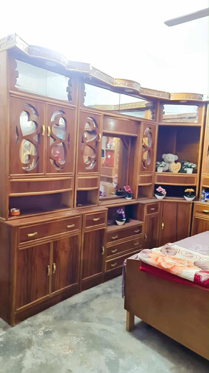 السلام عليكم.....غرفه نوم حطاطه السعر مليون وميه وبيها مجال


**إذا كنت صاحب هذا الإعلان وتريد حذفه لأي سبب، رجاءا أرسل رسالة إلى الدعم الفني**