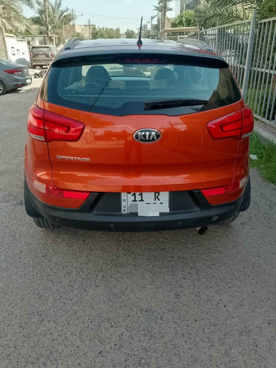 السلام عليكم
سبورتج خليجي موديل 2015 رقم بغداد الدولي السيارة مكفولة ماشية 104
السيارة جديدة ترايها زيرو 
تخم تاير جديد قبل كم يوم شديته
محرك، كير، تبريد، صدر خلفي وأمامي كله تمام
شادلها شاشة وكاميرا نوعية جيدة 
السعر: 154 ورقة
للإستفسار: ***********
العنوان: بغداد
