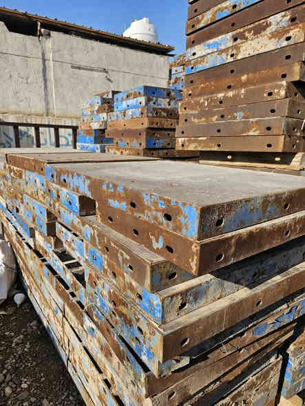 السلام عليكم 
مكتب السجاد لبيع وشراء وايجار 
السكلات التركي والكابلك للهندي 
يوجد كميه من السكلات التركي بكافه القياسات 
يوجد دوكه نمساوي مسعمل نضيف جدا 
ويوجد قالب جدران +اعمده بحاله جيده باسعال تنافسبه 
***********
