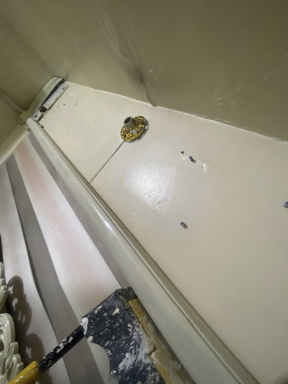 ⸻
📸 جزء من عملنا يوم امس الموقع 40😎في بغداد الجديدة 

غسل سبلت مع غسل مكيف مع نصب سبلت 🚧

ورشة القمة لصيانة الاجهزة الكهربائية. 

نحرص دائمًا على تقديم أفضل خدمة لزبائننا من خلال:

✔️ صيانة شامل للوحدة الداخلية والخارجية
✔️ فحص دقيق لضمان أعلى كفاءة تبريد
✔️ نصب أصولي مع ترتيب وتمديد صحيح 👍 

❄️ خلي سبالتك يشتغل بكفاءة ويبرد مثل الجديد

🚨 علما فحص الجهاز مجاني 😎😇

📞 للحجز والاستفسار
***********

#غسل_سبالت #نصب_سبالت #صيانة_تبريد #فني_تبريد #خدمات_منزلية #العراق #بغداد #تبريد #ورشة_القمة

