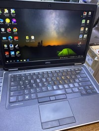 💻 للبيع: لابتوب Dell بمواصفات ممتازة مع ملحقاتها كامله  البطاريه تستمر...