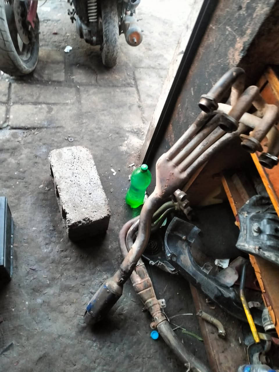 السلام عليكم بطح باندة ربع
مجفتة جديد بعدها مساحكة كاملة وشغالة للمراوس فقط شعندك نزل للعلم الدراجة كاملة كل غراضها ودافع فلوس التصليح كامل تجي يشغلها الك ويشد غراضها وتاخذها يعني متدفع ربع للمراوس فقط مكاني بعقوبة التحرير ***********
