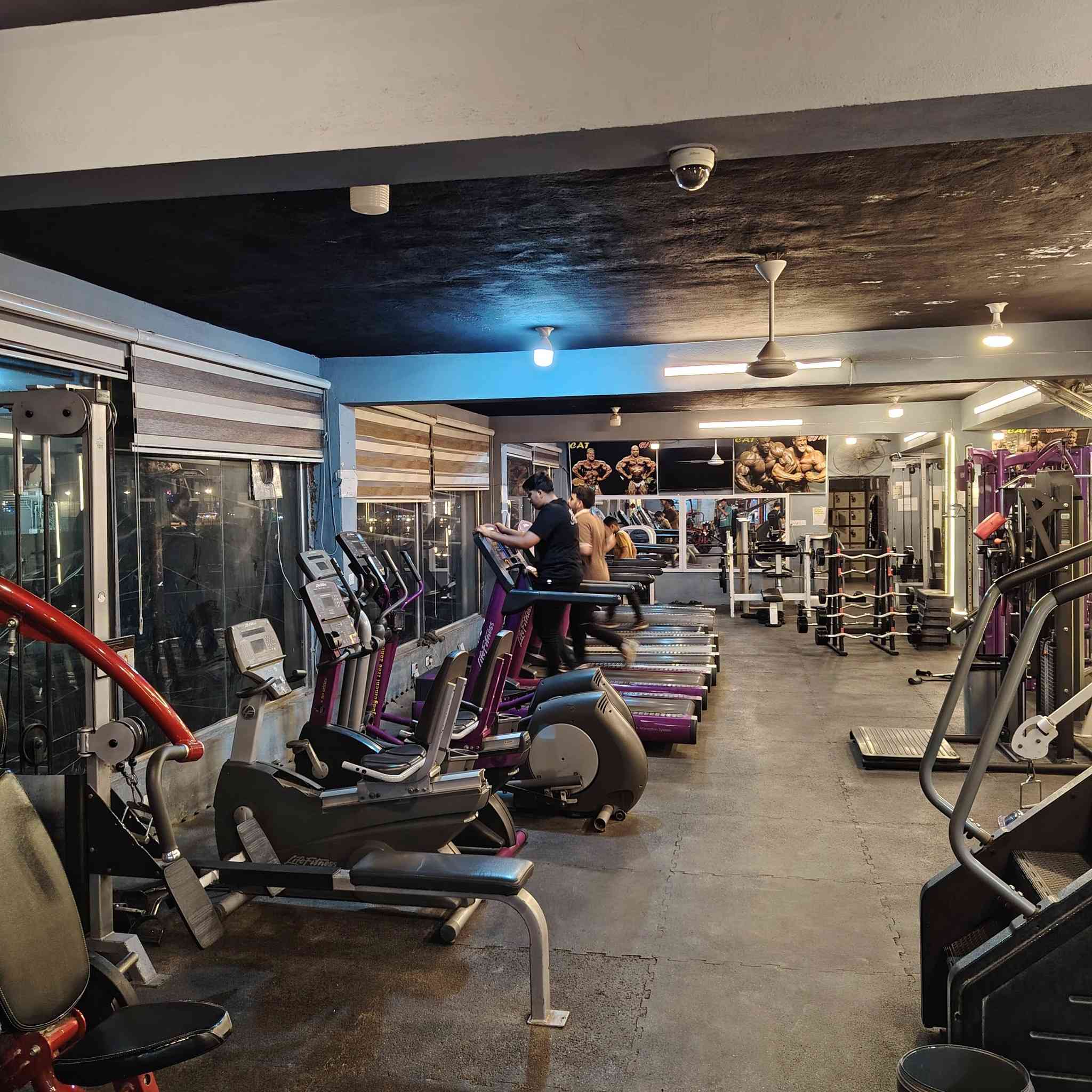 يي تعلن قاعه GAT GyM السبت القادم مصادف 16/5 إسترجاع جم النسائي من سبت القادم وقت من ساعه 8صباحا لحد وحده ظهراً....سعر اشتراك نسائي 35 
اوقات الرجالي من وحده ظهراً لحد 12 منتصف الليل ماعدا يوم جمعه لحد ساعه 10 لليلا.... سعر اشتراك رجالي حديد 30
حديد معه رشاقه 35... موفقيه للجميع 💪


**إذا كنت صاحب هذا الإعلان وتريد حذفه لأي سبب، رجاءا أرسل رسالة إلى الدعم الفني**