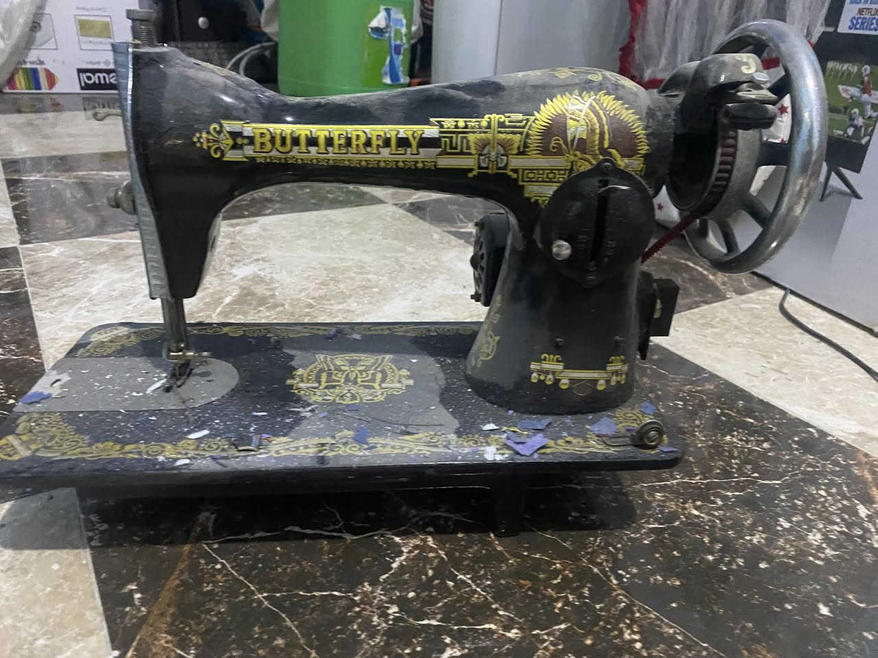 ماكنه خياطه مع ميز شغاله 
الاصمعي الجديد 
ب 50 الف


**إذا كنت صاحب هذا الإعلان وتريد حذفه لأي سبب، رجاءا أرسل رسالة إلى الدعم الفني**