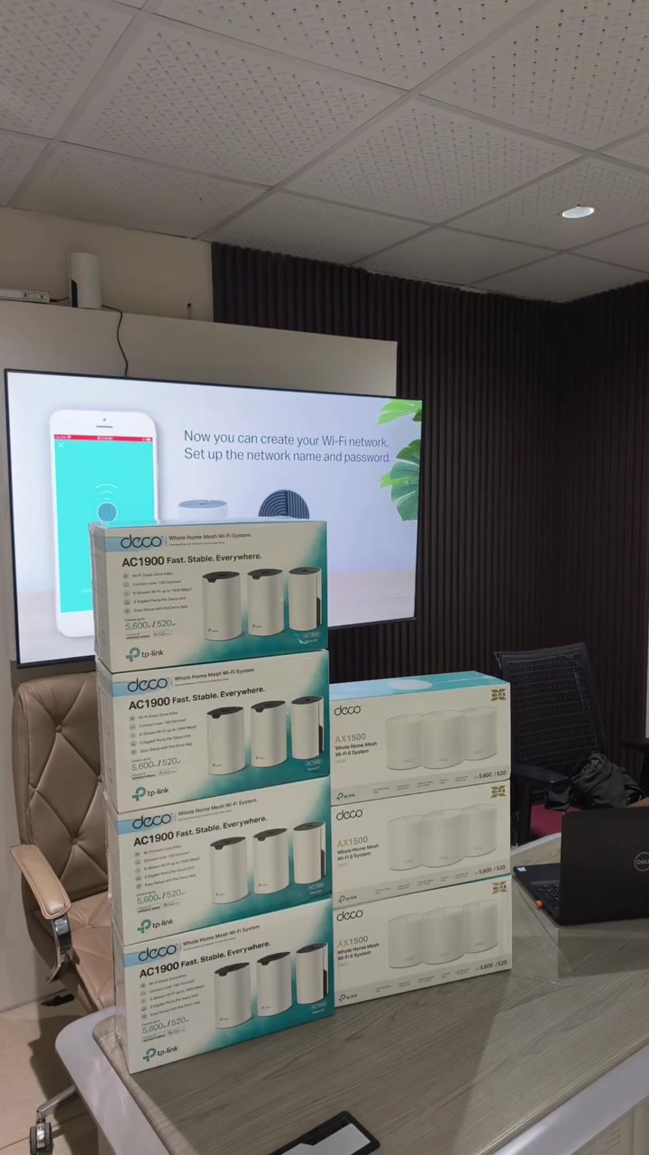 📶 ودّع ضعف الإشارة واستمتع بإنترنت يغطي كل البيت!
متوفر الآن راوترات Deco S7 AC1900 و Deco AX1500 Wi-Fi 6 بأداء قوي وتغطية واسعة وسرعات عالية تناسب جميع احتياجات المنزل.
✅ تغطية تصل إلى 520 م²
✅ شبكة موحدة بدون انقطاع
✅ يدعم عدد كبير من الأجهزة
✅ إعداد سهل وتحكم كامل عبر التطبيق
📍 متوفر لدى  المسار  📩 راسلنا للاستفسار عن الأسعار والتفاصيل.


**إذا كنت صاحب هذا الإعلان وتريد حذفه لأي سبب، رجاءا أرسل رسالة إلى الدعم الفني**