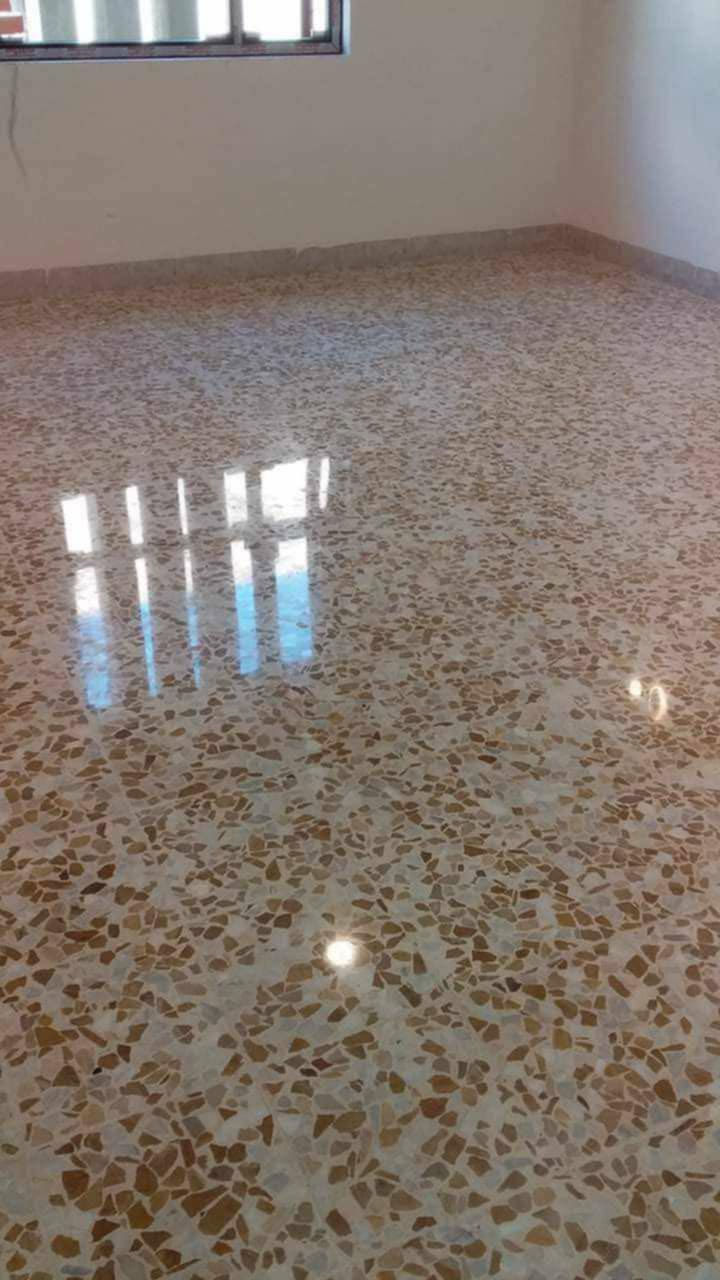 جلي الموقعي لكافه انواع الكاشي القديم والجديد ومعالجة الكاشي القديم والمحفر بأحدث المواد والطرق 
• جلي المرمر الطبيعي بكافه انوعه 
[ تنظيف وتلميع فقط للكرانيت والبورسلين والسيراميك  للاستفسار  ‏‪***********‬‏  يتوفر واتساب  ‏‪***********‬‏] الأسعار تكون حسب المساحه ونوع الارضيه
