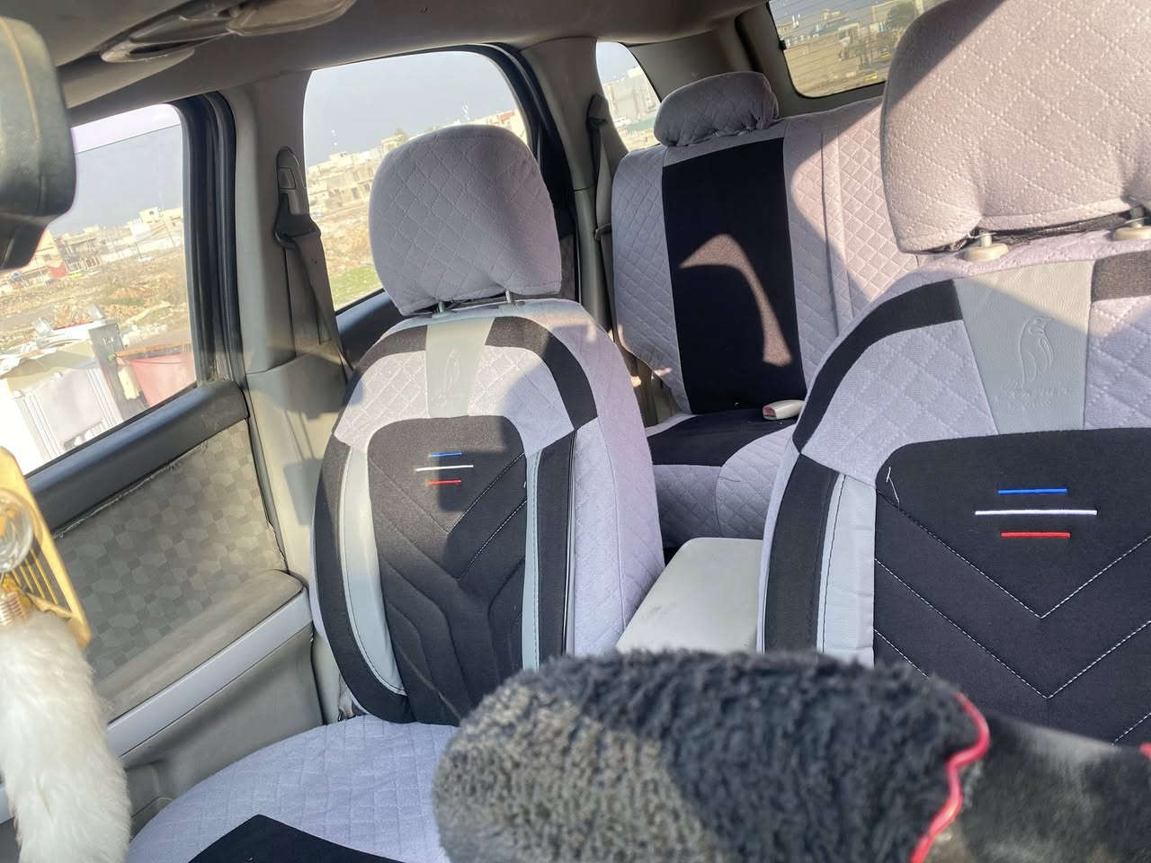 سيارة اكينوس ٢٠٠٨ 
كير ومحرك شرط
تدفئ وتبريد شغال
طخم تايرات
باتري جديد 
مسجل شاشة 
رقم نينوى دولي
داخل جديد 
 بيها٣قطع صبغ انطيك حزام
السعر ٧٥ 
***********
0777405822
موصل شقق الخضراء
