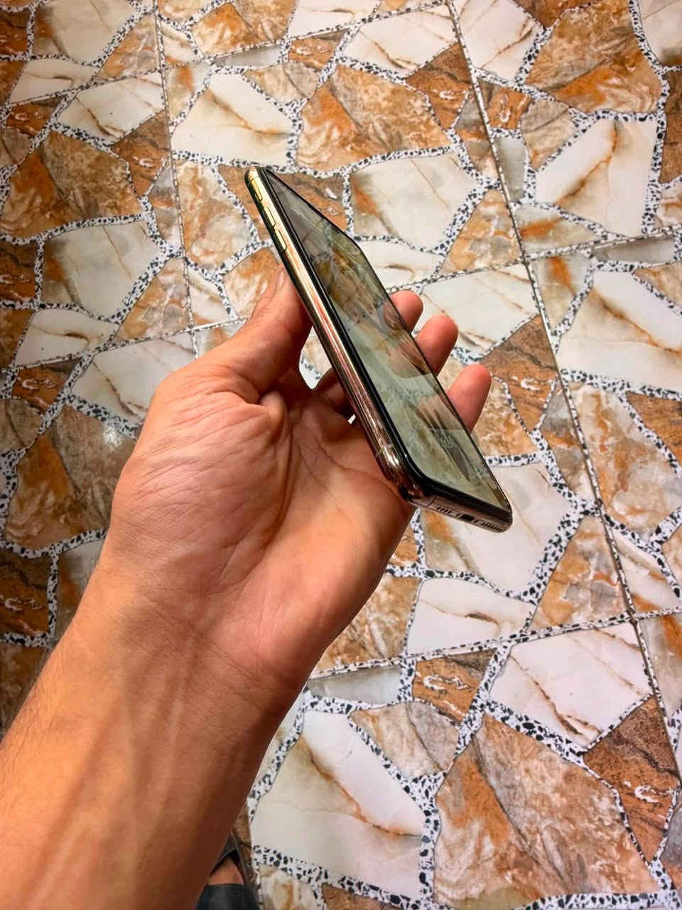 يالله ايفون11برو ماكس ذ256بطاريه 100مبدله وكاله جهاز بلادي شركه وشرط فحص نضافه فول للبيع 320وبي مجال بسيط 
مكاني 7كيلو***********
