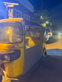 :تكتك موديل ٢٠ رقم وسنويه انكليزي بيها دوس معمره ومكينه مجفته تجفيت شر...