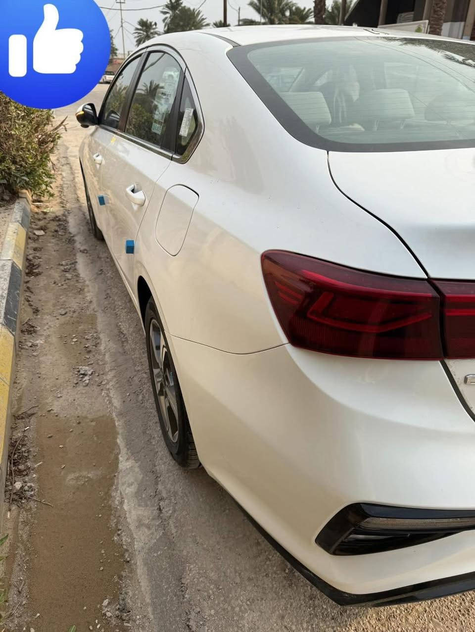 السلام عليكم 
سيراتو للبيع
موديل 2019
فول مواصفات ما عدى الفتحه 
بصمه تشغيل
بصمة ابواب
تشغيل عن بعد
الصندوق ذكي
تبريد خلفي
3 وضعيات قياده ايكو و سبورت و عادي
 ويل كب
محرك 1600
ماشيه 100 km
العنوان واسط الزبيدية 
السعر 166 وبيه مجال قليل
للاستفسار 
***********
