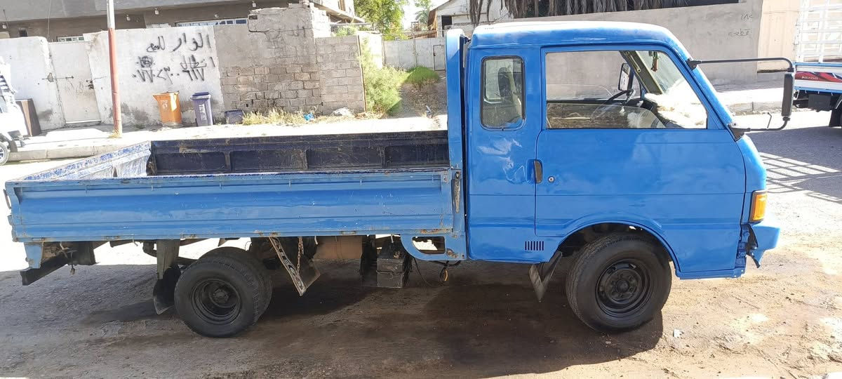 سلام عليكم اللبيع كيا بنكو موديل 94 قماره وربع 7جنكال رقم بغداد كبير ومكينه وشاصي وكسل مكفولات. السعر 45 وبيها مجال  عنوان  ديالى خان بني سعد ***********.  ***********.
