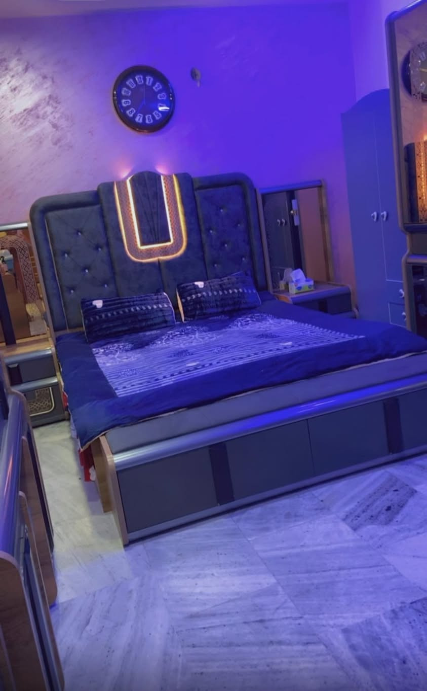 السلام عليكم عندي غرفة تركيه للبيع نظيفة وضخمة بالحقيقة 10 قطع نظام هايدروليك ماخذتها ب٣ ملايين


**إذا كنت صاحب هذا الإعلان وتريد حذفه لأي سبب، رجاءا أرسل رسالة إلى الدعم الفني**