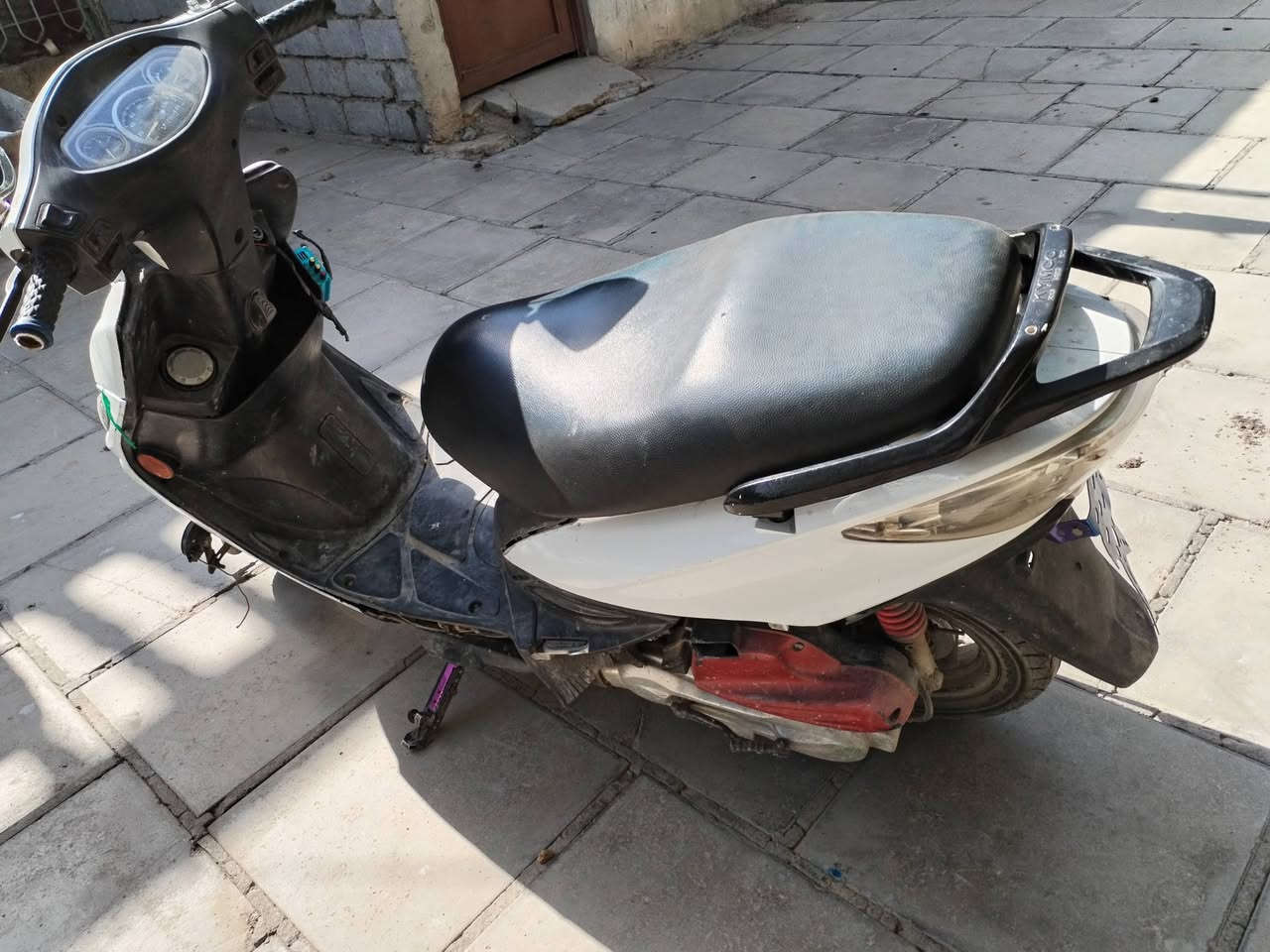 جي فور كامكو دراجة نشطه وضمان اريد ابيعها ممحتاجها
كلشي شغال بيها مكان نجف .

السعر ٣٧٥ وبيها مجال .

واتساب ***********
