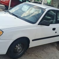 فيرنا 2004 كير مكينه خير من الله تبريد شغال  مكفولة من الضربه أربع قطع...