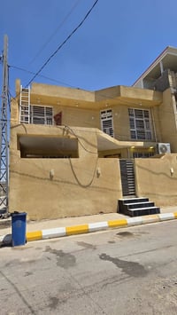 بيت ركن • طابقين • ١٤٢م