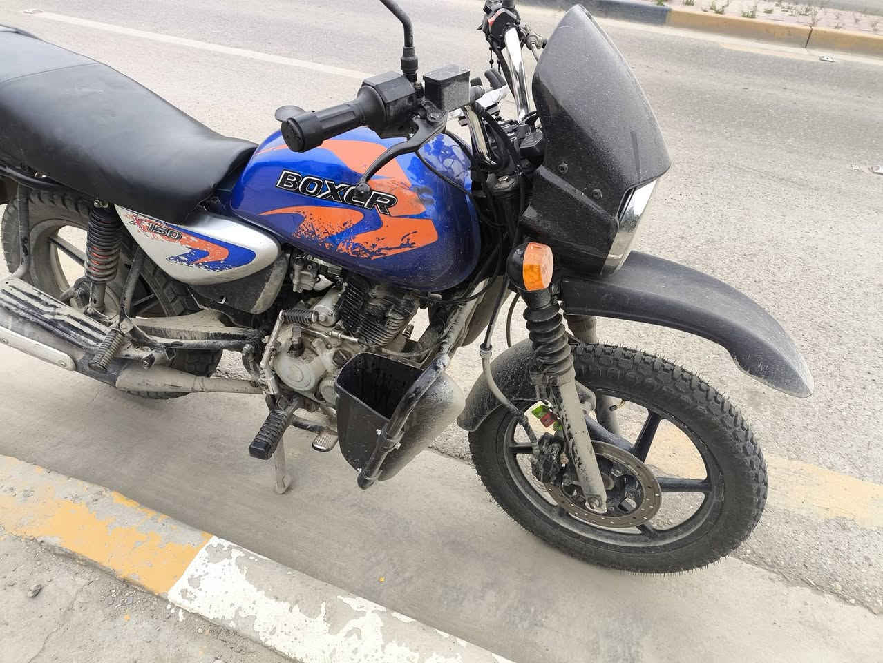 اللهم صل على محمد وال محمد وعجل فرجهم والعن عدوهم 

دراجه بوكسر 23
مكفوله من كلشي وشغاله اشاير لايت بگ لايت سلف هندر 
أوراق كامله 
سعرها 950وبيه مجال 
مكاني بغداد الوشاش قريب ع الإسكان 
رقمي ***********
+وياها صندوگ هديه اسود چبير صوره 👇👇
