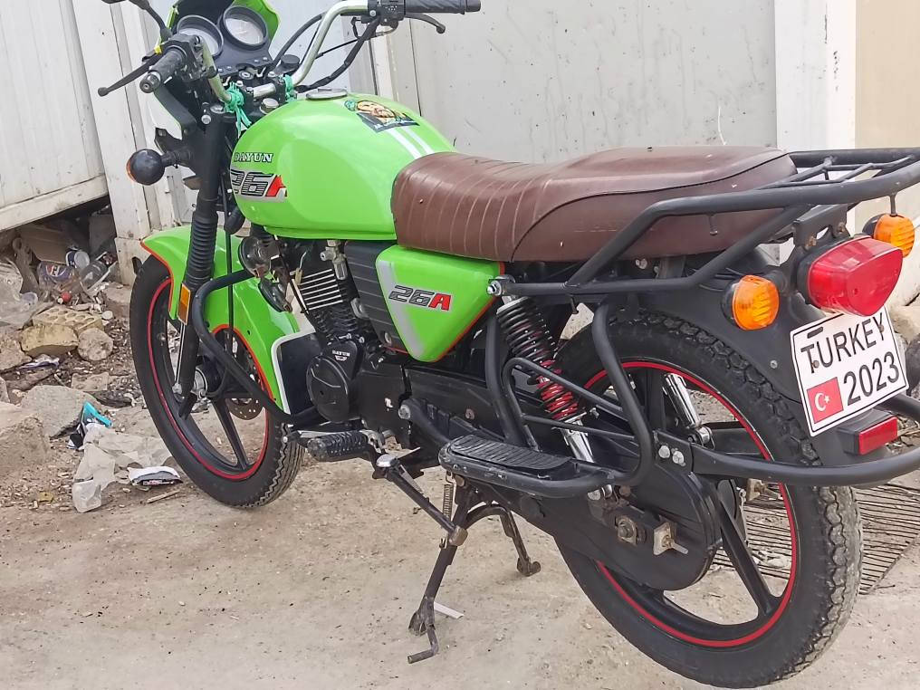 السلام عليكم دراجه دايوان للبيع موديل ٢٣ طالعه ٢٤ اوراق أصولي وكمرك مدفوع مكينه ١٥٠ مكان ناصريه سيدخيل الاستفسار اتصل ***********
