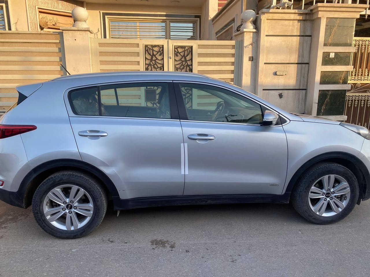 كيا سبورتج 2019 خليجي سياره بيه بنيد مفتوح ومصبوغ كلير بدون ضربه  محرك 240 مكان سياره بغداد  رقم الهاتف *********** سياره بسمي
