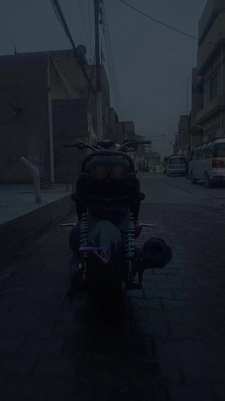 سلام عليكم جبلي صار 20يوم من نزلته من الرمبه مكفولة كفاله عامه السعر 1250مكانه بغداد الشعله ***********
