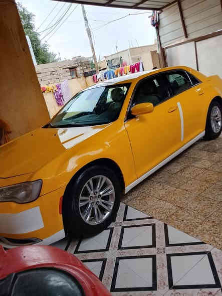 السلام عليكم وبامه 16 معلايه 20 رقم بغداد مشروح وطني 
حدثه جملغ صطحي بدون دواخل بس والجملغ الثاني بس مفتوح تقسيم  ترميز حلو اخو البلاد 
سياره جهزه خطهاء ناصريه جبايش 
تبريد تدفيه 
ويل مكسيكي تايرات نظاف 
السياره خير من الله مانقصه شي 
السعر 185 وبيه مجال 
***********/***********
