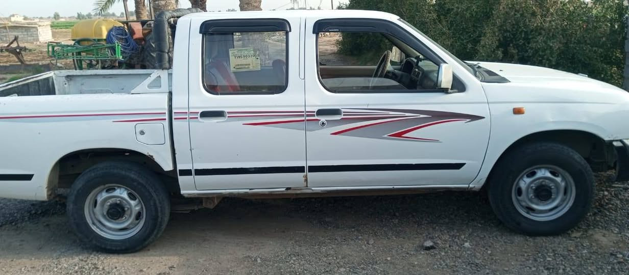 السلام عليكم ورحمة الله وبركاته
سيارة نيسان دبل قماره للبيع تجميع صيني  موديل 2013 أنبار  تحويل مباشر محرك وكير واكسل خير من الله حداديه  جديدة سياره ابلاديه ما بيها صبغ  السعر 90 $وبيها مجال المكان القطاع الزراعي الرضوانيه 
***********
***********
