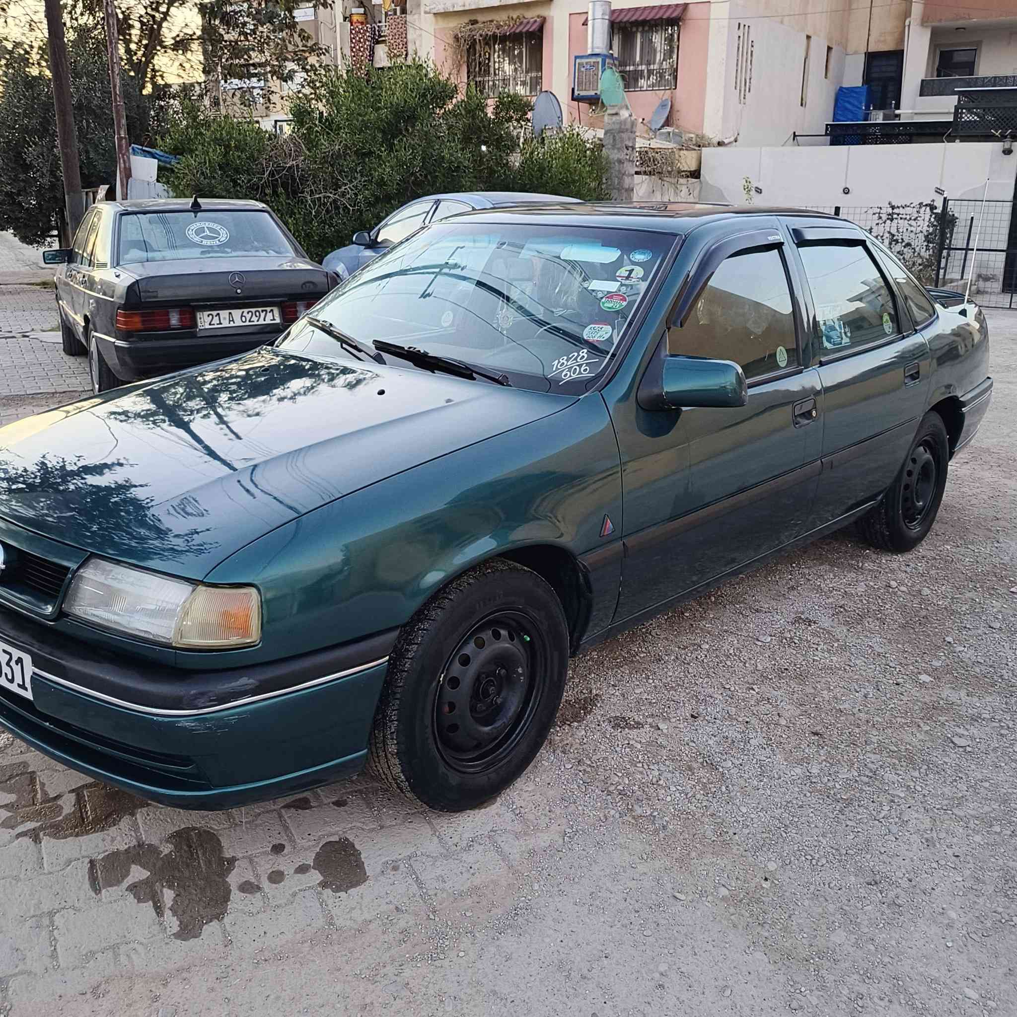 السلام عليكم شباب فكتر للبيع موديل 1994 محرك ١٨ عنوان كركوك ***********
