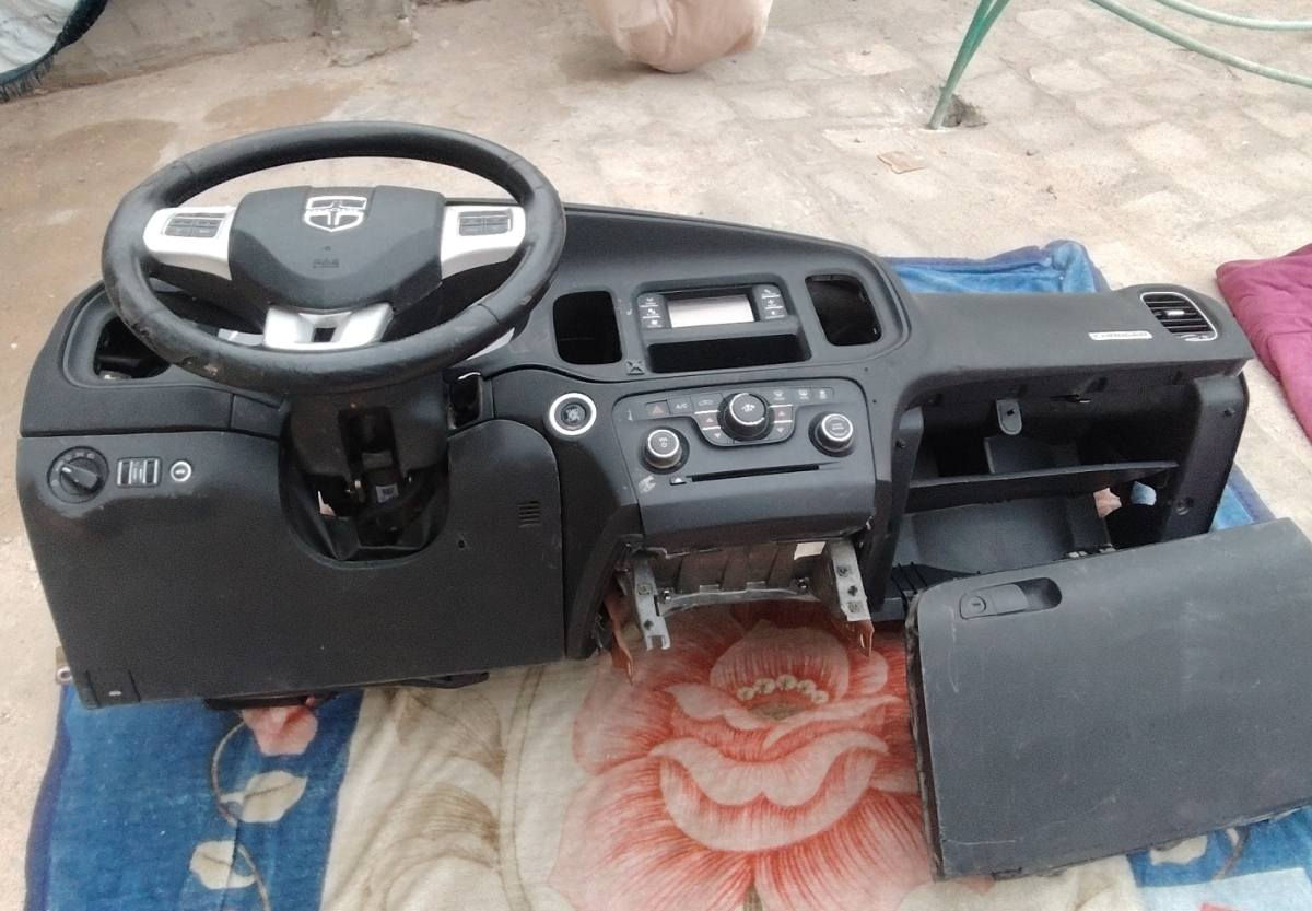 ياالله
دشبول جارجر 2014 حاويه كامل ارباكات وضفيرة گيجات تكتات تبريد لشة ستيرن كامله شباب دشبول كامل سعره ٢٥٠ وبي مجال مكاني كوفة ***********
