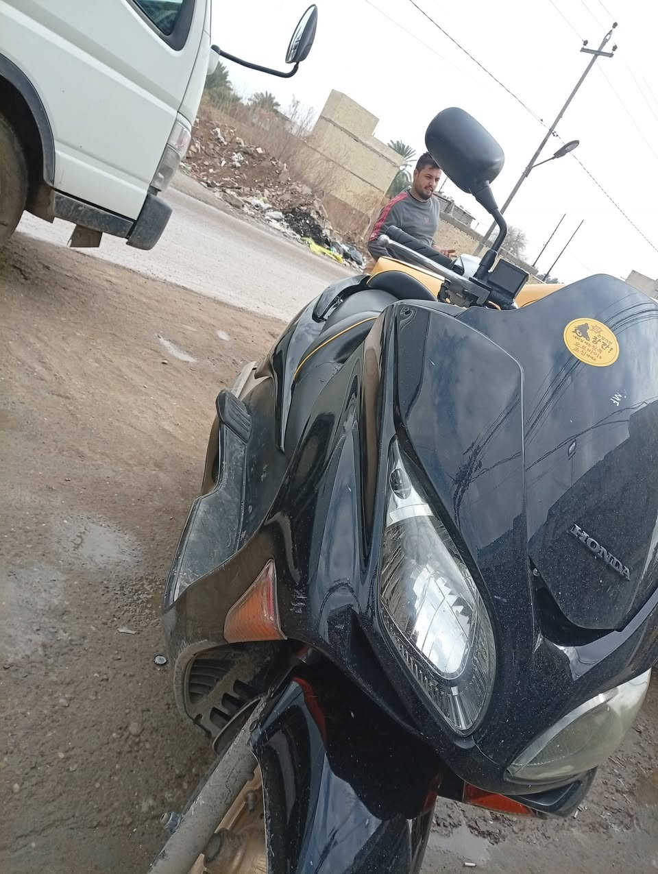 سلام عليكم دراجه لبيع فورزا 0/9 كامله من كل النواحي الكشر نضيف 90 /100 نضيف الاستفسار ***********
